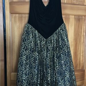 Scott McClintock Black and Gold Lace Prom Dress